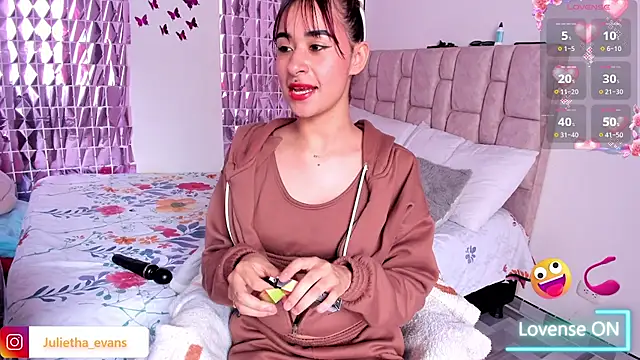 Julietha-evans online show from 03-08-26, 07:28