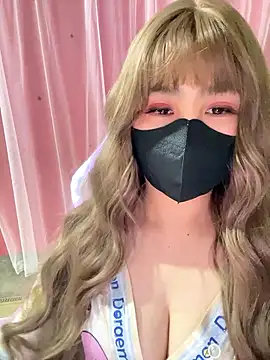 Snapshot of -Violet-t chatting on 01-10-26, 02:19 -Violet-t online show from 01-10-26, 02:19