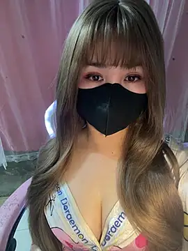 Snapshot of -Violet-t chatting on 02-06-26, 01:47 -Violet-t online show from 02-06-26, 01:47