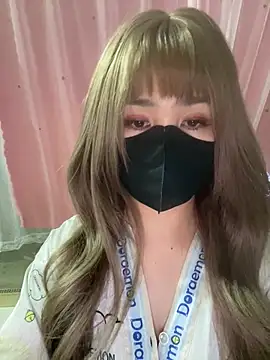 Snapshot of -Violet-t chatting on 02-11-26, 03:39 -Violet-t online show from 02-11-26, 03:39