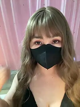 Snapshot of -Violet-t chatting on 03-04-26, 01:17 -Violet-t online show from 03-04-26, 01:17