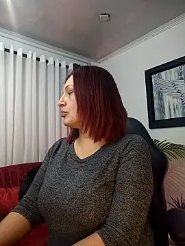 Snapshot of VictoriaPaker chatting on 01-14-26, 11:38 VictoriaPaker online show from 01-14-26, 11:38