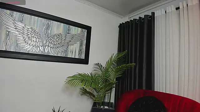 Snapshot of VictoriaPaker chatting on 02-07-26, 10:30 VictoriaPaker online show from 02-07-26, 10:30