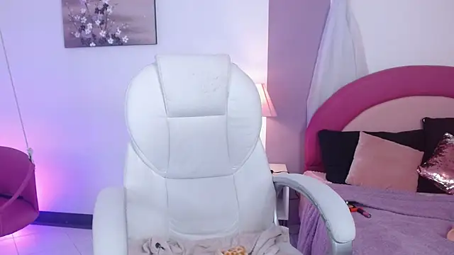 Kaoryy 1 online show from 04-18-26, 11:36