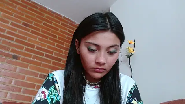 Lia rouse04 online show from 06-09-26, 01:23