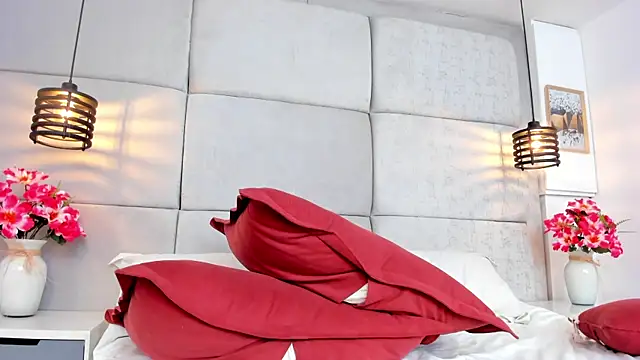 IvonneOwen online show from 04-26-26, 11:30