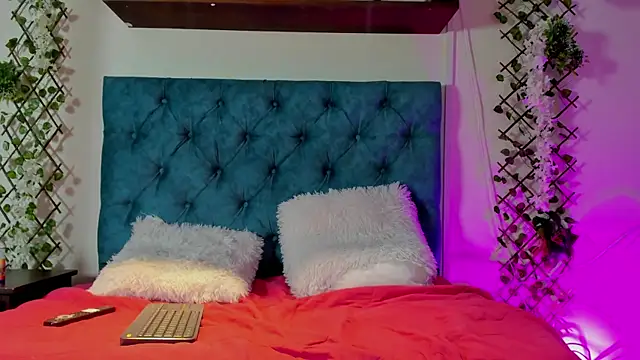 Snapshot of _Dasha__ chatting on 01-18-26, 02:10 Dasha online show from 01-18-26, 02:10