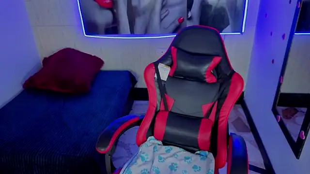 Harley quinzell online show from 02-25-26, 07:34