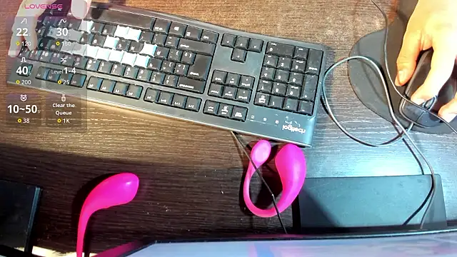 Snapshot of LyraFrost5 chatting on 02-15-26, 03:14 LyraFrost5 online show from 02-15-26, 03:14