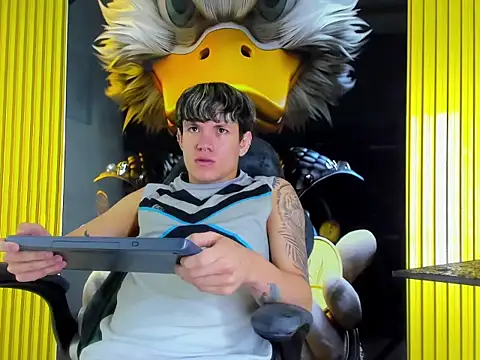 Snapshot of Sti_Sex_Boy chatting on 01-11-26, 05:07 Sti Sex Boy online show from 01-11-26, 05:07