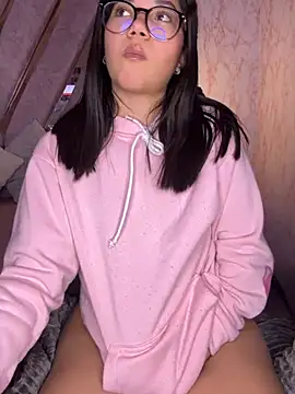 Snapshot of _Queen_love2 chatting on 01-12-26, 09:20 Queen love2 online show from 01-12-26, 09:20