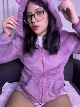 Snapshot of _Queen_love2 chatting on 03-08-26, 04:38 Queen love2 online show from 03-08-26, 04:38