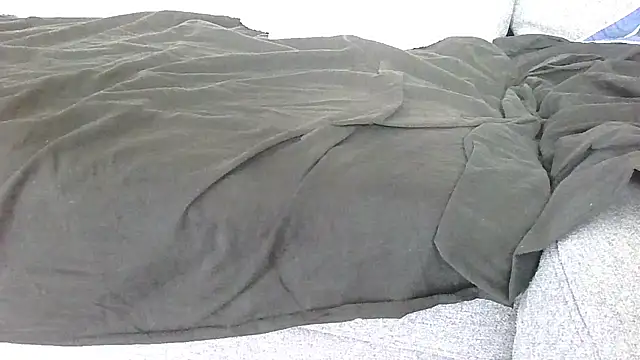 Snapshot of Fiermin19 chatting on 02-06-26, 08:18 Fiermin19 online show from 02-06-26, 08:18