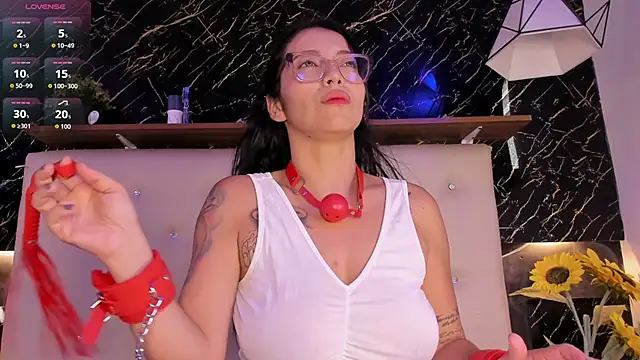 Snapshot of Renata_blue chatting on 02-20-26, 09:26 Renata blue online show from 02-20-26, 09:26