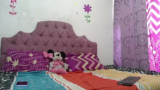 DannaTs1 online show from 04-21-26, 04:01