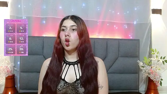 Snapshot of Aittana_Fonnegra chatting on 02-21-26, 07:04 Aittana Fonnegra online show from 02-21-26, 07:04