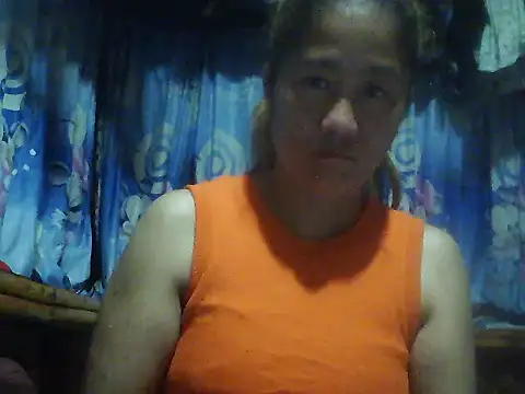 Snapshot of lovelyxxx88 chatting on 02-13-26, 07:43 lovelyxxx88 online show from 02-13-26, 07:43