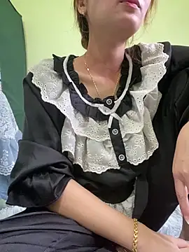 Snapshot of Angela_loveee chatting on 02-07-26, 05:55 Angela loveee online show from 02-07-26, 05:55