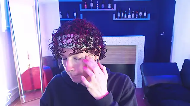 Snapshot of nova_salvatore chatting on 01-13-26, 04:07 nova salvatore online show from 01-13-26, 04:07