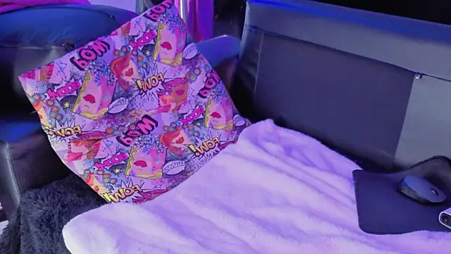 Snapshot of nova_salvatore chatting on 02-03-26, 06:40 nova salvatore online show from 02-03-26, 06:40