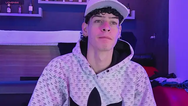 Snapshot of nova_salvatore chatting on 03-04-26, 07:25 nova salvatore online show from 03-04-26, 07:25