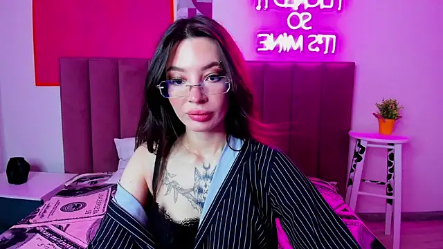 IvyDainty online show from 06-27-26, 01:21