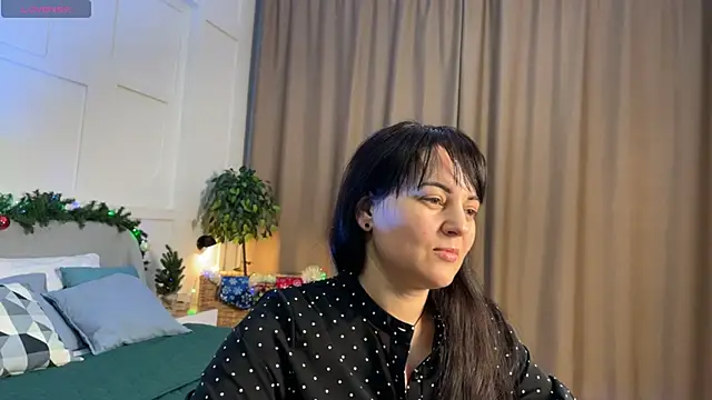 Snapshot of _SilkyShadow_ chatting on 01-15-26, 01:10 SilkyShadow online show from 01-15-26, 01:10