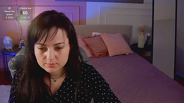 Snapshot of _SilkyShadow_ chatting on 03-15-26, 01:11 SilkyShadow online show from 03-15-26, 01:11