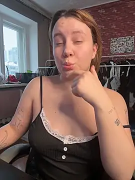 Snapshot of AnnaSeint chatting on 03-06-26, 01:07 AnnaSeint online show from 03-06-26, 01:07