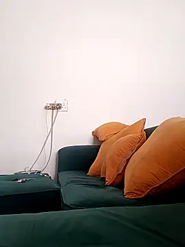 Snapshot of Winterslender chatting on 03-10-26, 09:58 Winterslender online show from 03-10-26, 09:58