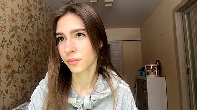 Snapshot of ElsieKuhlmann chatting on 01-13-26, 08:08 ElsieKuhlmann online show from 01-13-26, 08:08