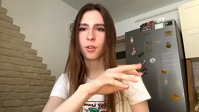 Snapshot of ElsieKuhlmann chatting on 02-20-26, 06:26 ElsieKuhlmann online show from 02-20-26, 06:26