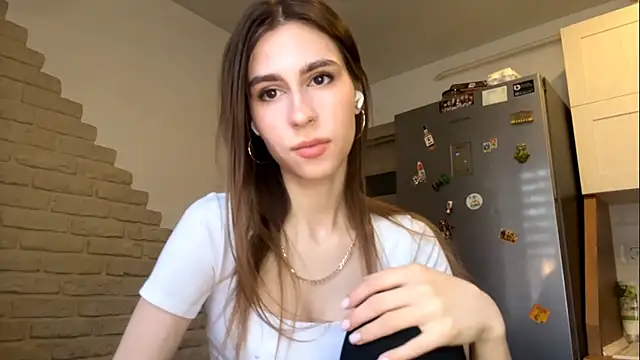 Snapshot of ElsieKuhlmann chatting on 03-10-26, 05:12 ElsieKuhlmann online show from 03-10-26, 05:12