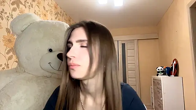 Snapshot of ElsieKuhlmann chatting on 03-13-26, 05:30 ElsieKuhlmann online show from 03-13-26, 05:30