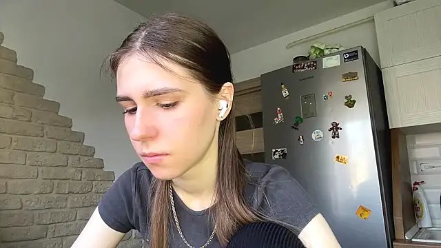 ElsieKuhlmann online show from 04-13-26, 05:13