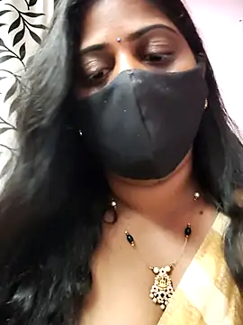 Snapshot of suma_telugu1 chatting on 07-10-26, 01:21 suma telugu1 online show from 07-10-26, 01:21