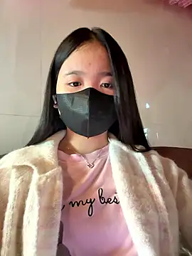 Gwen879 online show from 01-11-26, 02:05