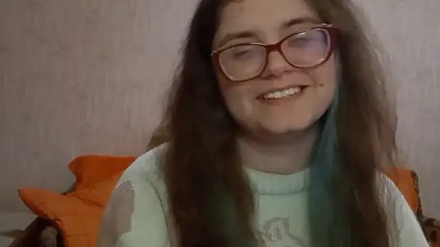 Snapshot of Miyabeee chatting on 02-07-26, 08:18 Miyabeee online show from 02-07-26, 08:18