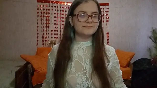 Snapshot of Miyabeee chatting on 02-27-26, 06:24 Miyabeee online show from 02-27-26, 06:24