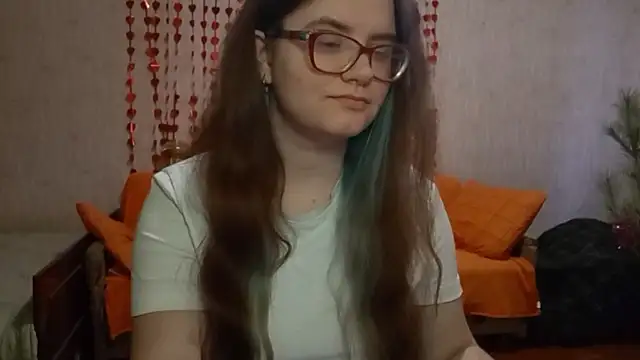 Snapshot of Miyabeee chatting on 03-01-26, 06:37 Miyabeee online show from 03-01-26, 06:37