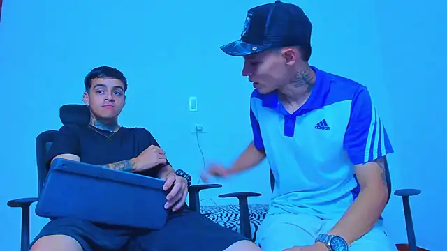 Thomas-Wil online show from 04-17-26, 02:31