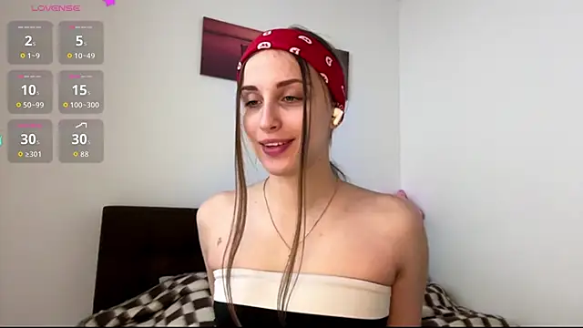 EvaRenard online show from 04-19-26, 07:05