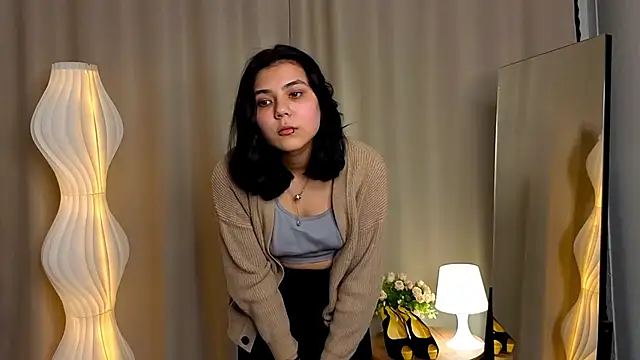 Snapshot of KhalilahGreis chatting on 01-14-26, 04:01 KhalilahGreis online show from 01-14-26, 04:01