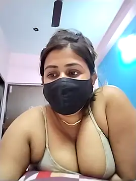 pinkihot23 online show from 03-11-26, 06:14