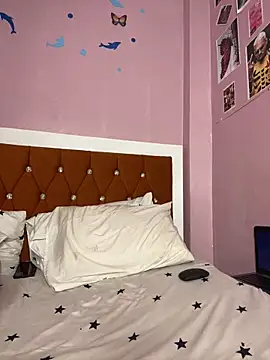 thakhiii3 online show from 02-18-26, 12:17