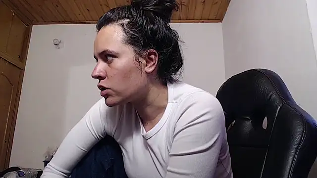Shanel Lozano online show from 05-25-26, 04:13