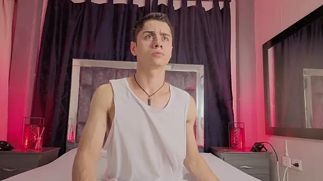 LeoMonnroe online show from 02-10-26, 07:40