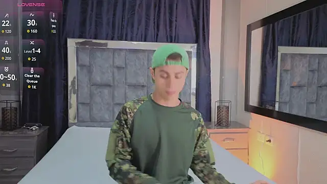 LeoMonnroe online show from 04-20-26, 07:04