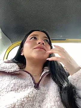 Snapshot of Veronica_Wins_ chatting on 01-16-26, 07:07 Veronica Wins online show from 01-16-26, 07:07