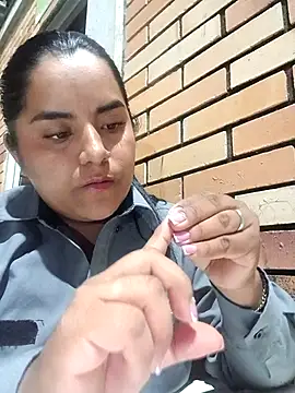 Isabel 3 online show from 04-18-26, 12:36